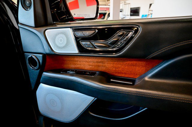 Used 2022 Lincoln Navigator L Black Label image 33