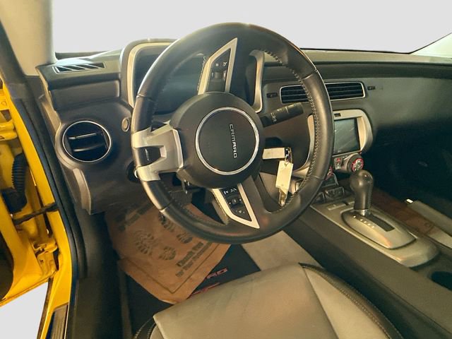 Used 2010 Chevrolet Camaro SS image 12