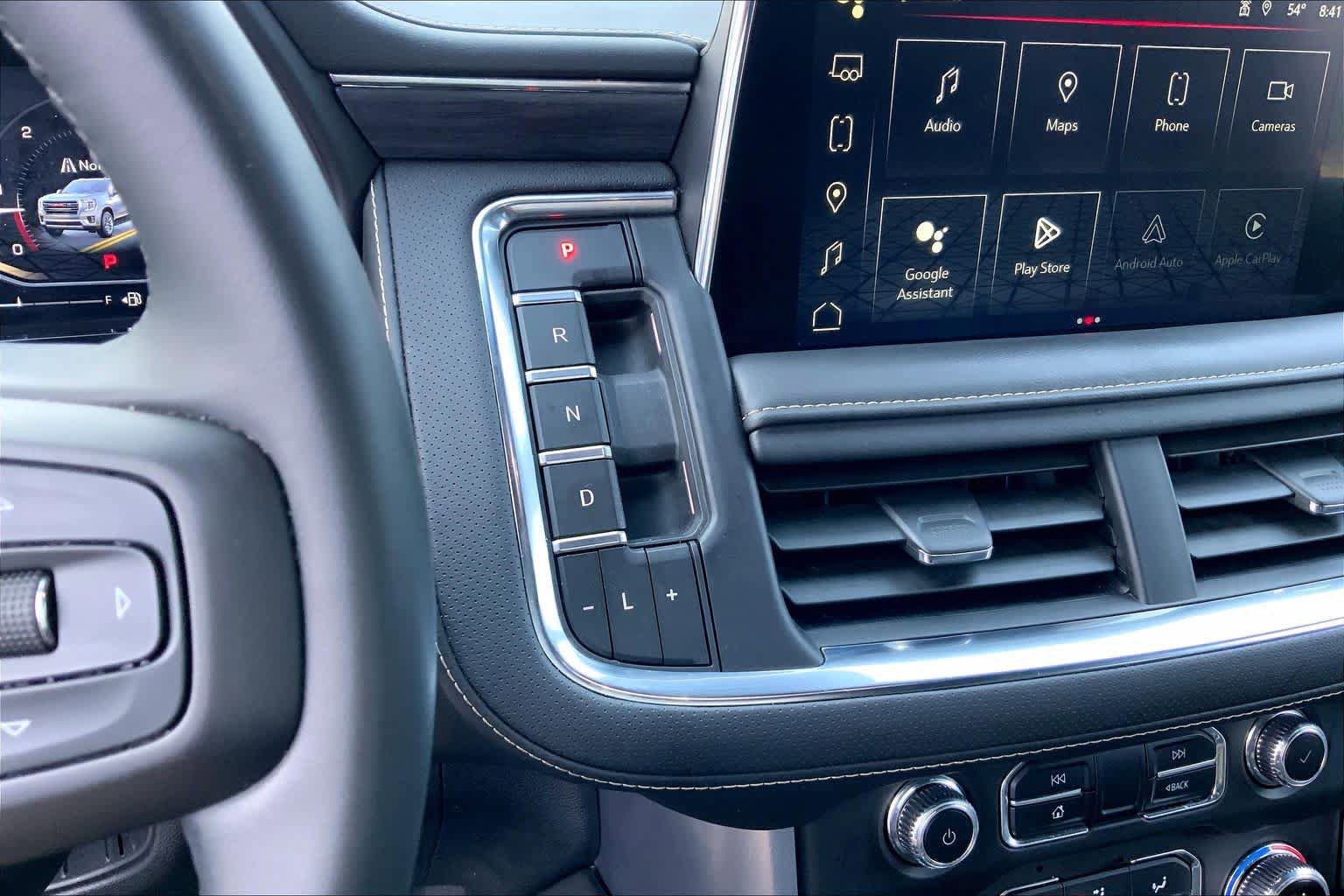 Used 2024 GMC Yukon SLT image 16