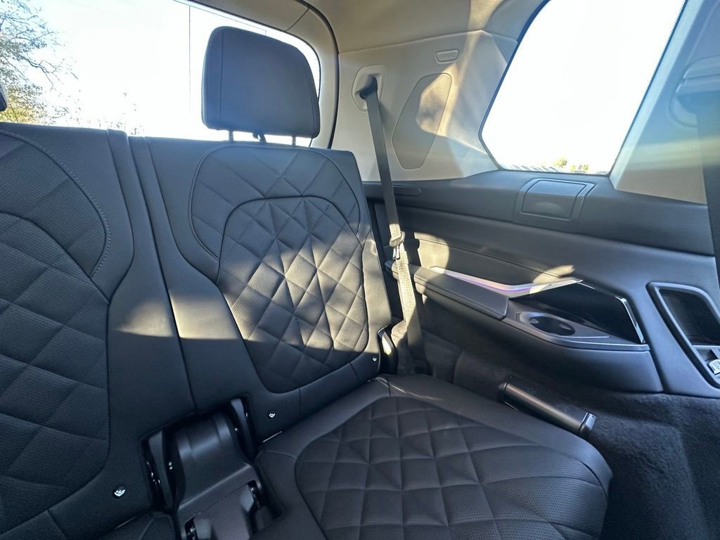 Certified 2025 BMW X7 xDrive40i image 27