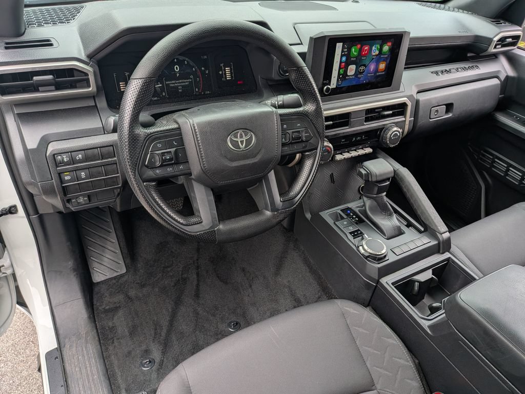 Used 2025 Toyota Tacoma SR w/ Towing Package AWD/4WD image 13