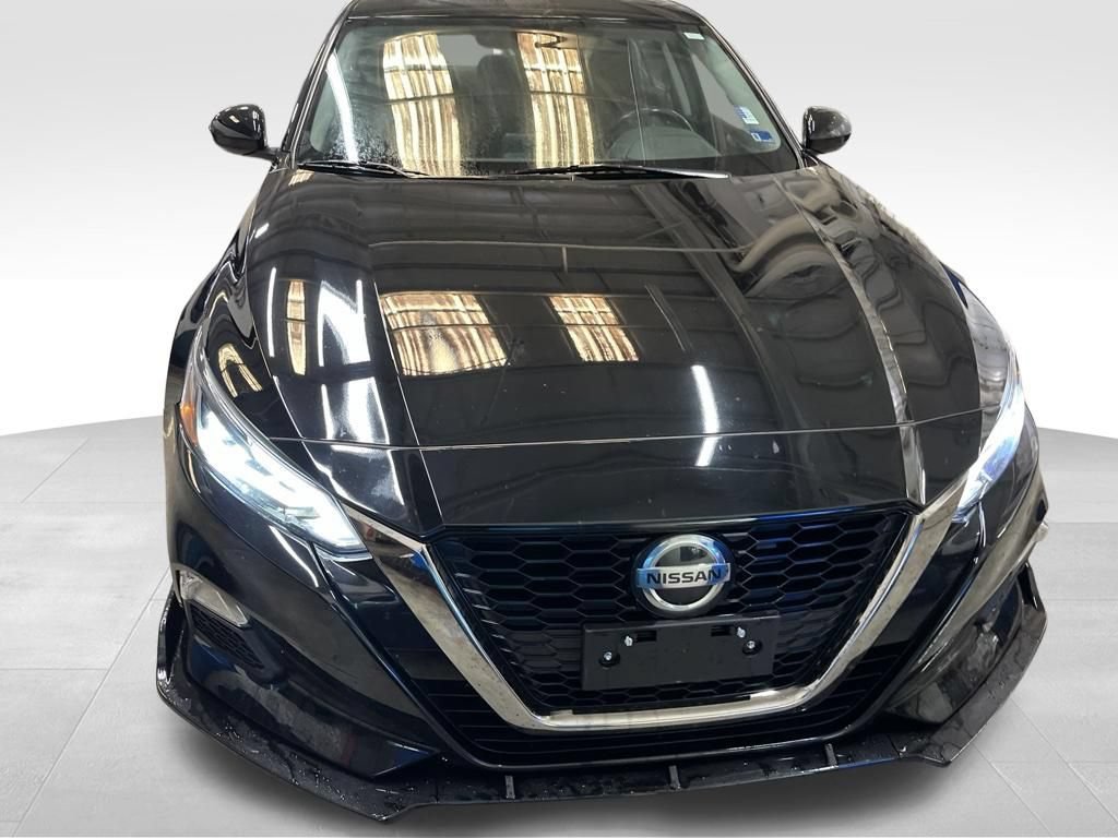 Used 2022 Nissan Altima 2.0 SR FWD image 9