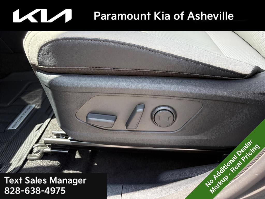New 2026 Kia Sportage EX w/ EX Panoramic Sunroof Package AWD/4WD image 19