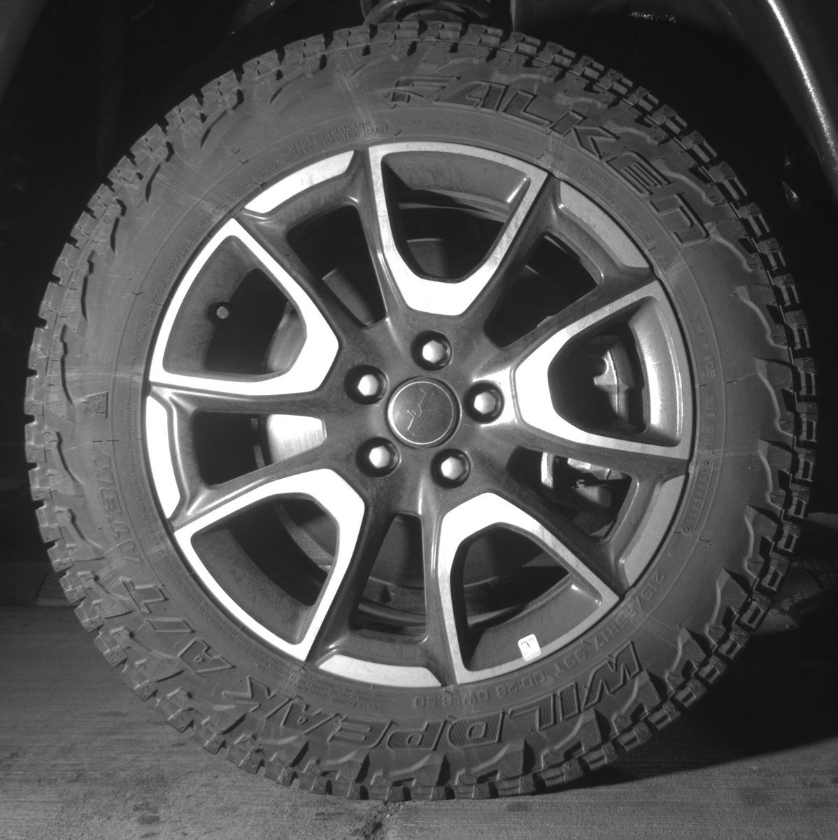 Used 2025 Jeep Compass Trailhawk image 13