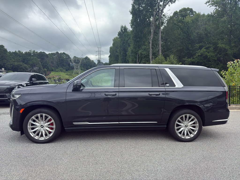 Used 2022 Cadillac Escalade ESV Premium Luxury w/ Performance Package AWD/4WD image 5