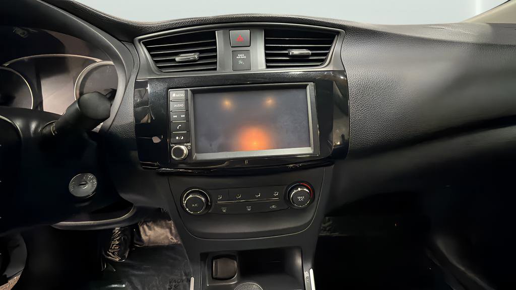 Used 2019 Nissan Sentra S w/ Appearance Package image 15