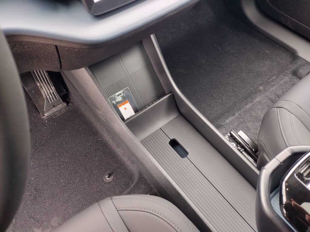 New 2025 Volvo EX30 Ultra w/ Climate Package AWD/4WD image 13