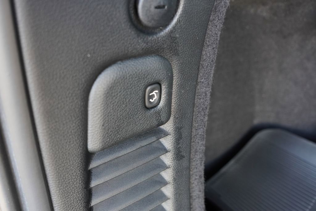 Certified 2023 Dodge Durango R/T w/ Tow 'N Go Package image 24