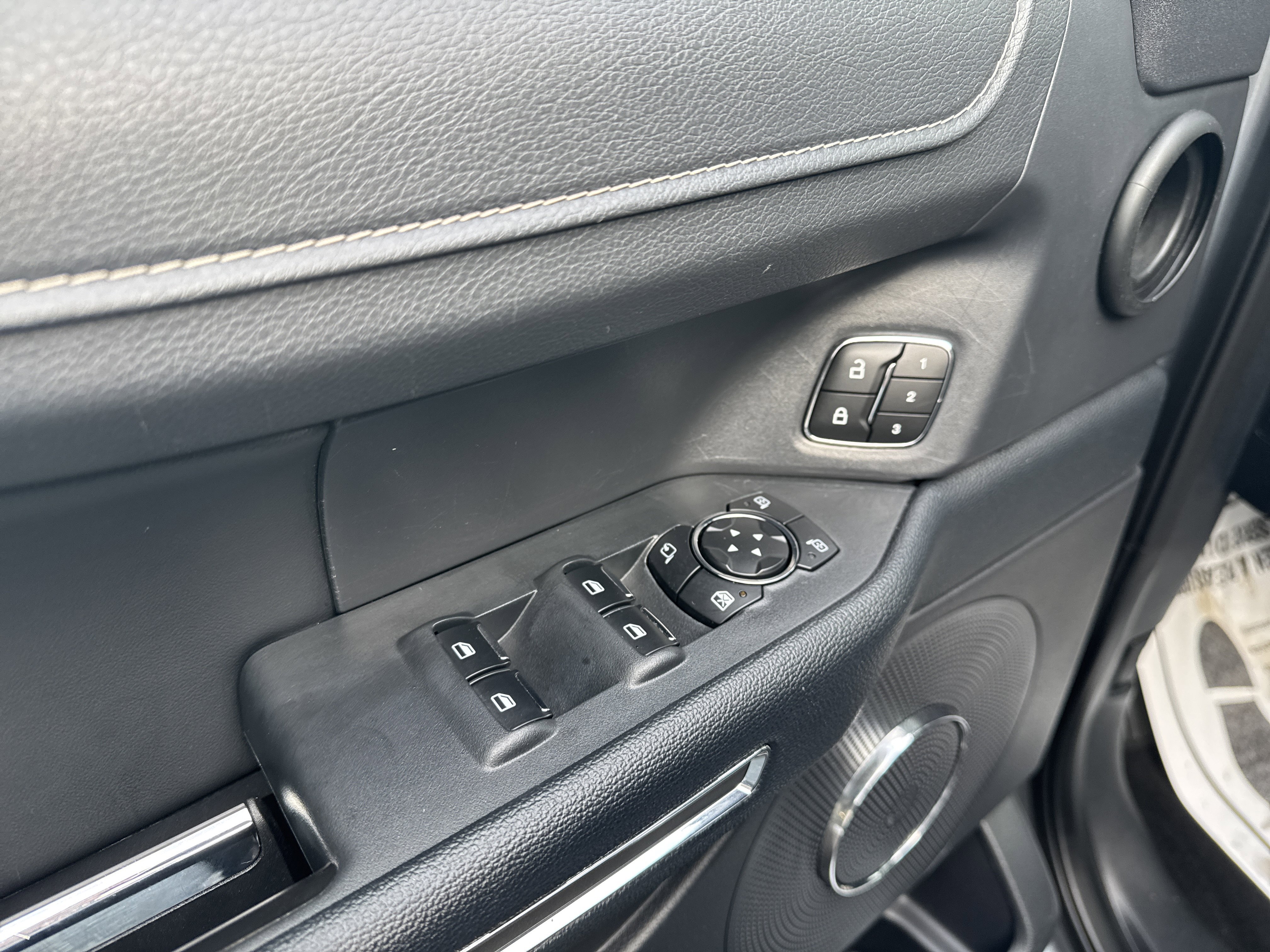 Certified 2024 Ford Expedition XLT AWD/4WD image 10