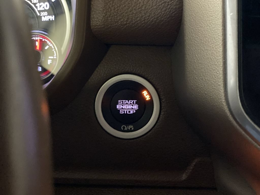 Used 2020 RAM 1500 Laramie AWD/4WD image 22