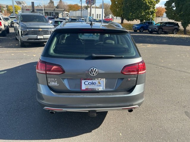 Used 2019 Volkswagen Golf Alltrack image 5