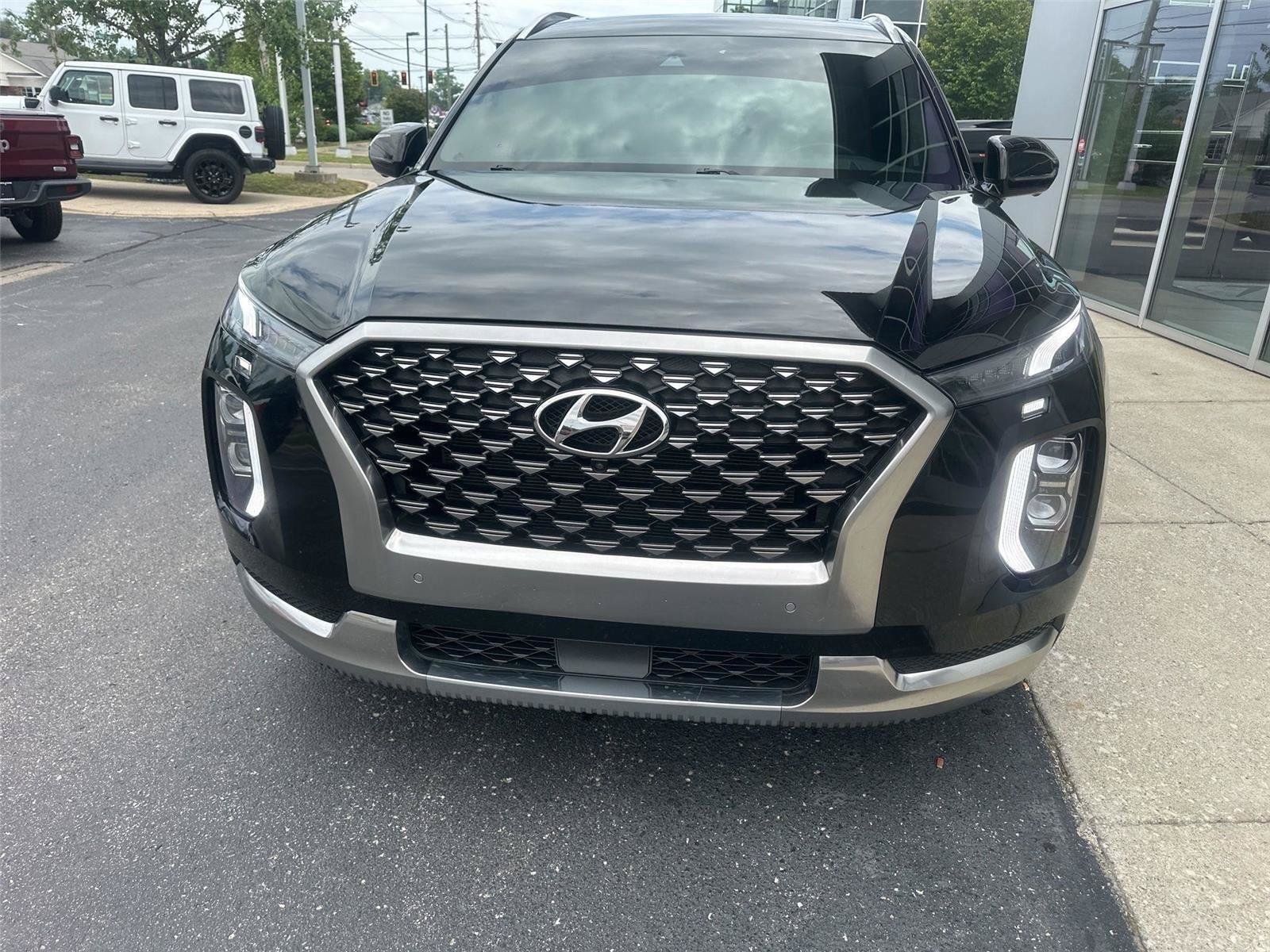 Used 2022 Hyundai Palisade Calligraphy w/ Cargo Package AWD/4WD image 7