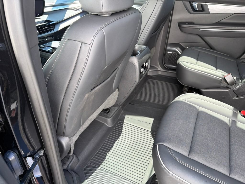 Used 2025 Buick Enclave Preferred w/ LPO, Floor Liner Package FWD image 53
