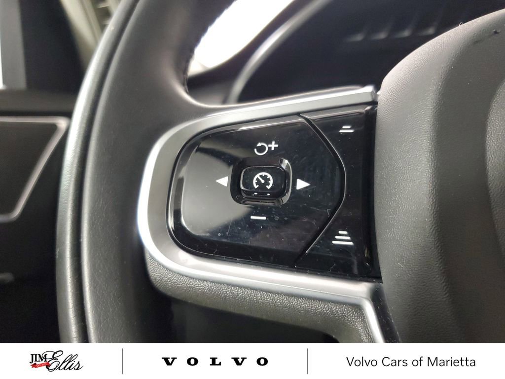 Used 2020 Volvo XC90 T6 Momentum w/ Protection Package Premier AWD/4WD image 26