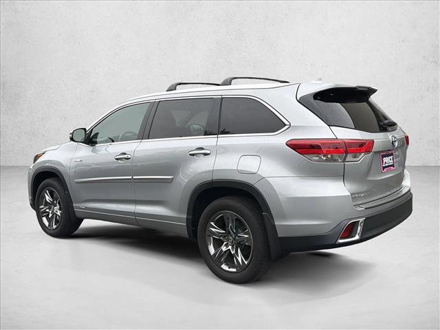 Used 2017 Toyota Highlander Limited Platinum image 7