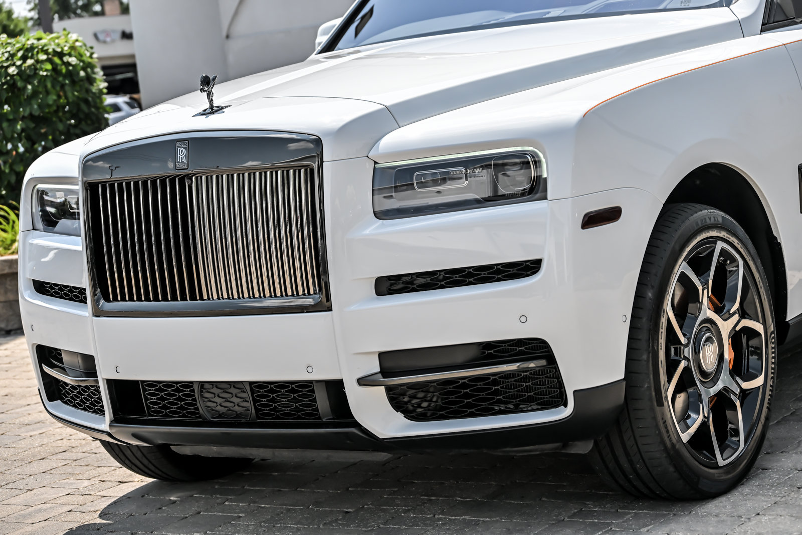 Used 2023 Rolls-Royce Cullinan Black Badge AWD/4WD image 6