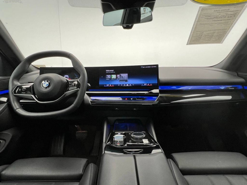 Certified 2024 BMW 540i xDrive w/ Convenience Package AWD/4WD image 9