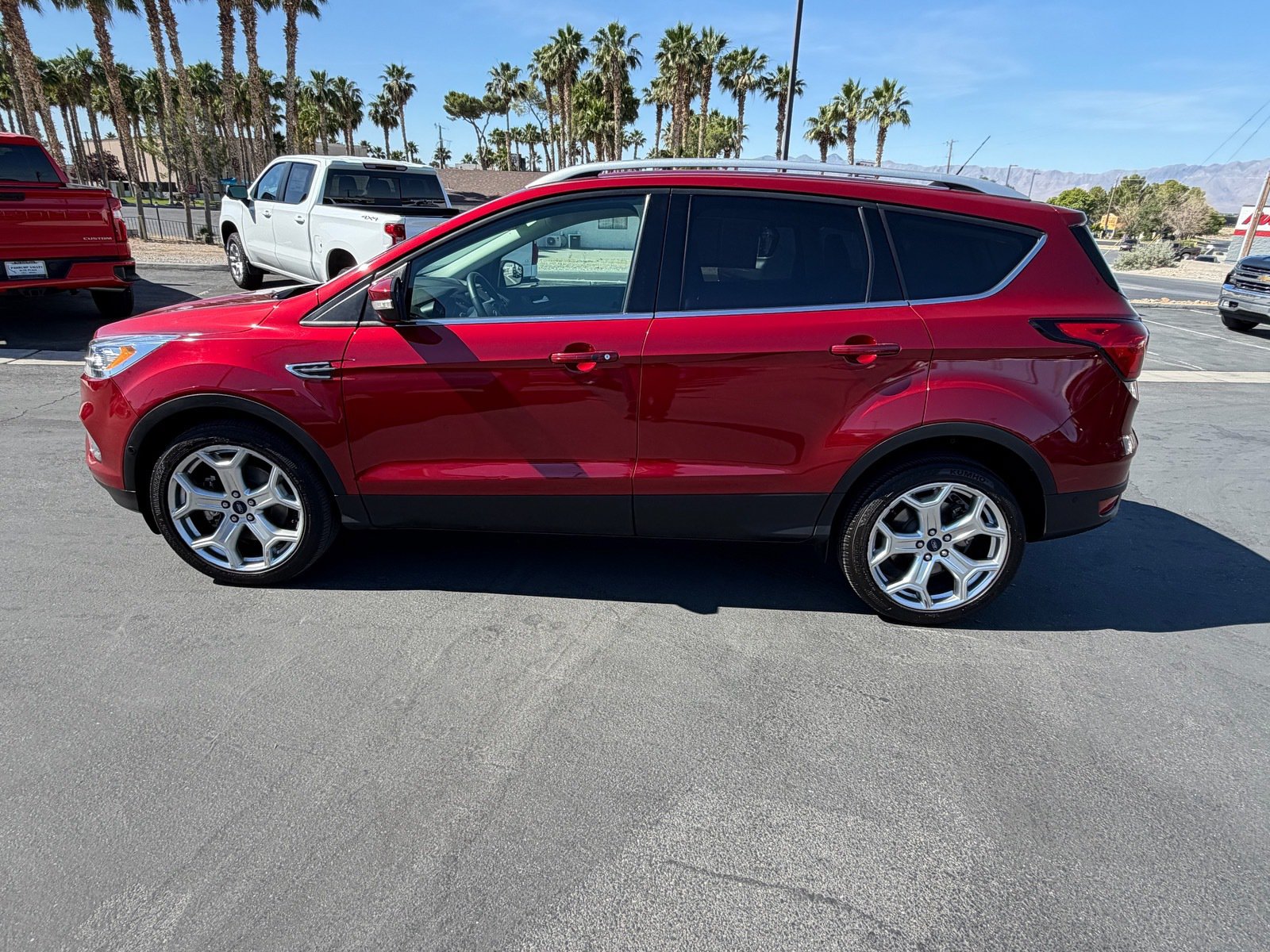 Used 2019 Ford Escape Titanium FWD image 6