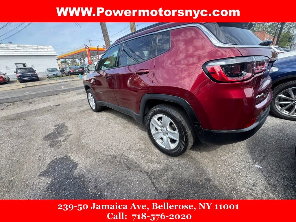 Used 2022 Jeep Compass Latitude AWD/4WD image 2