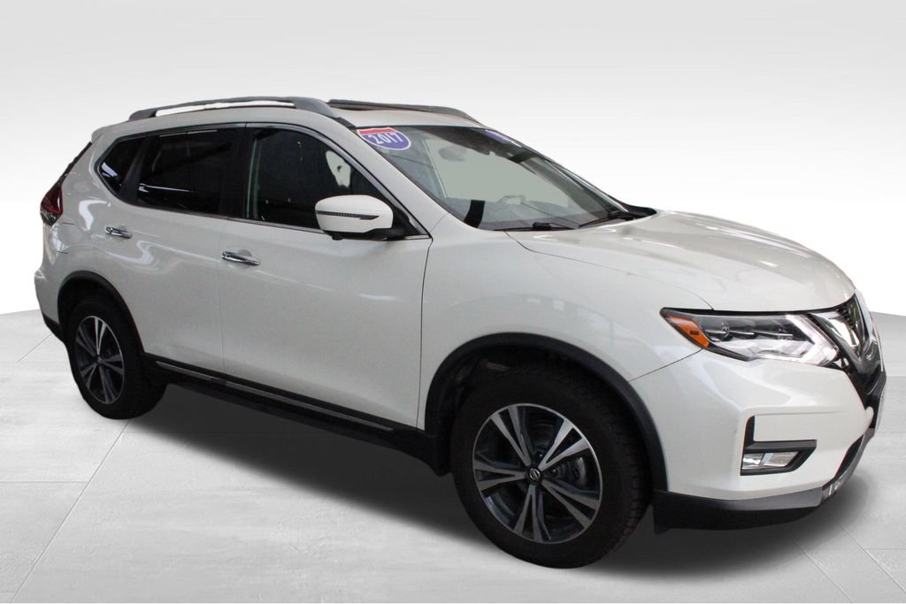 Used 2017 Nissan Rogue SL w/ SL Premium Package AWD/4WD image 18