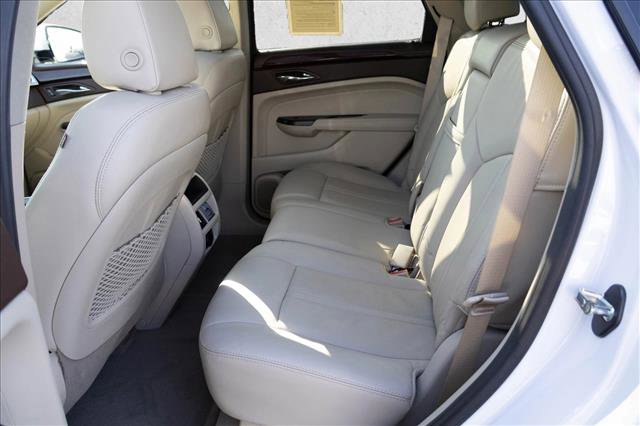 Used 2016 Cadillac SRX Luxury w/ Driver Awareness Package image 22