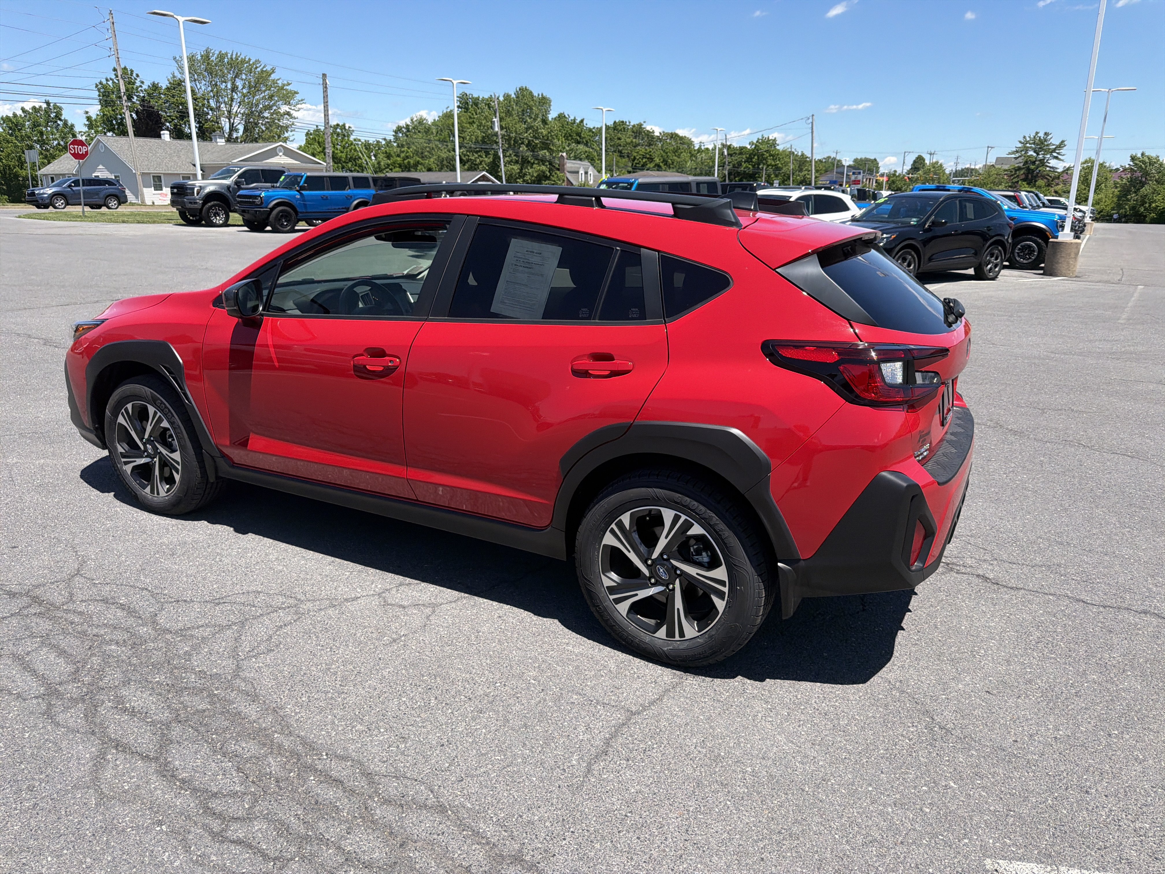 Used 2024 Subaru Crosstrek 2.0i Premium AWD/4WD image 8