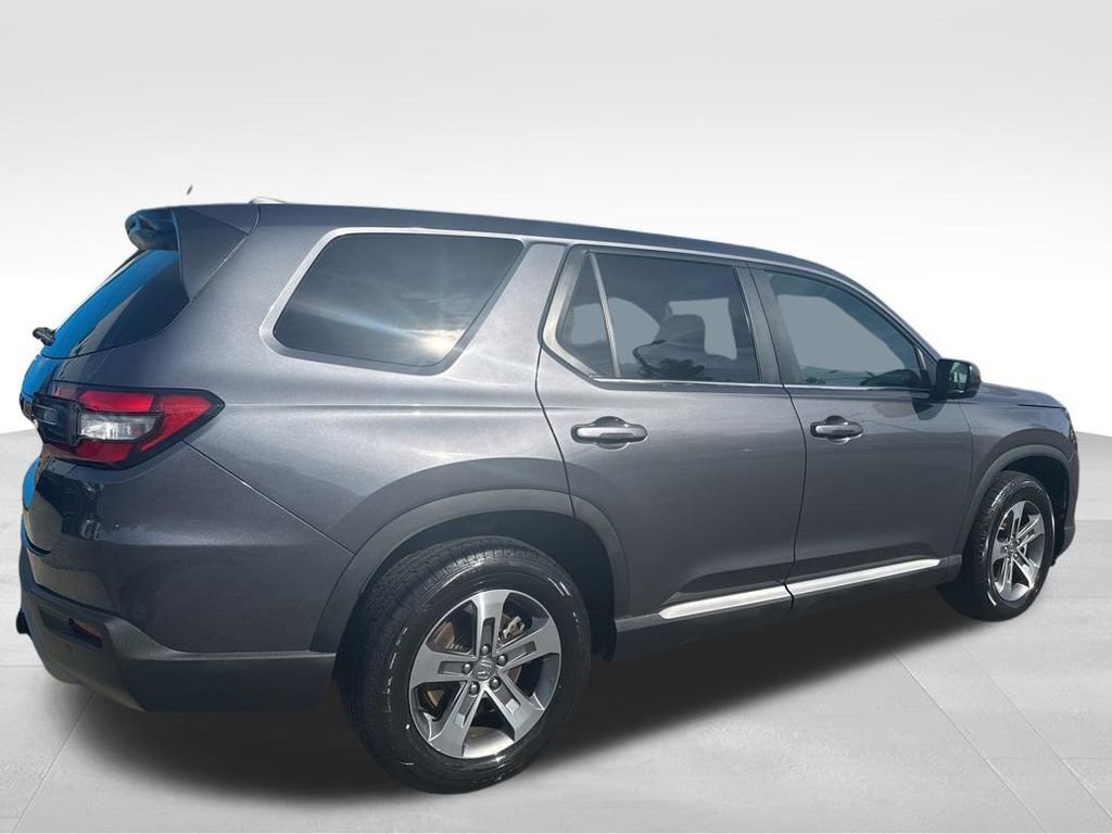 Used 2024 Honda Pilot EX-L image 8