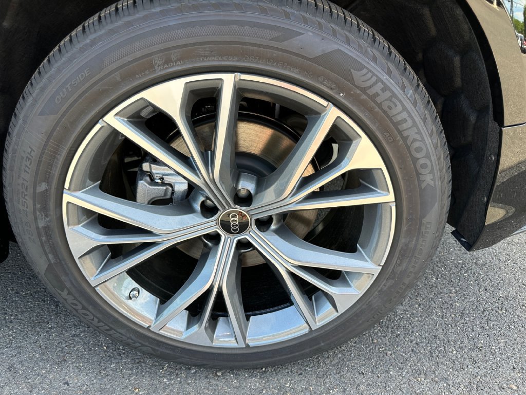 New 2026 Audi Q8 Premium Plus AWD/4WD image 22