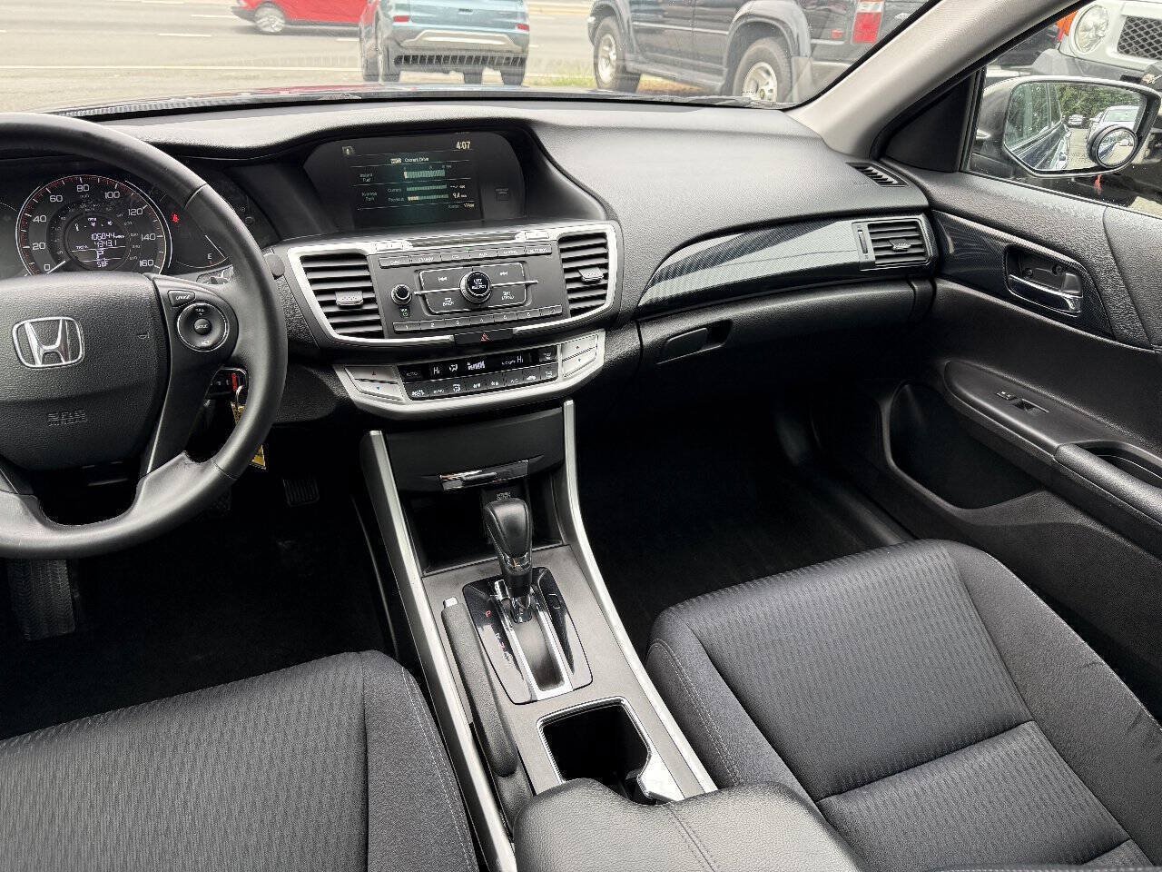 Used 2015 Honda Accord Sport image 19