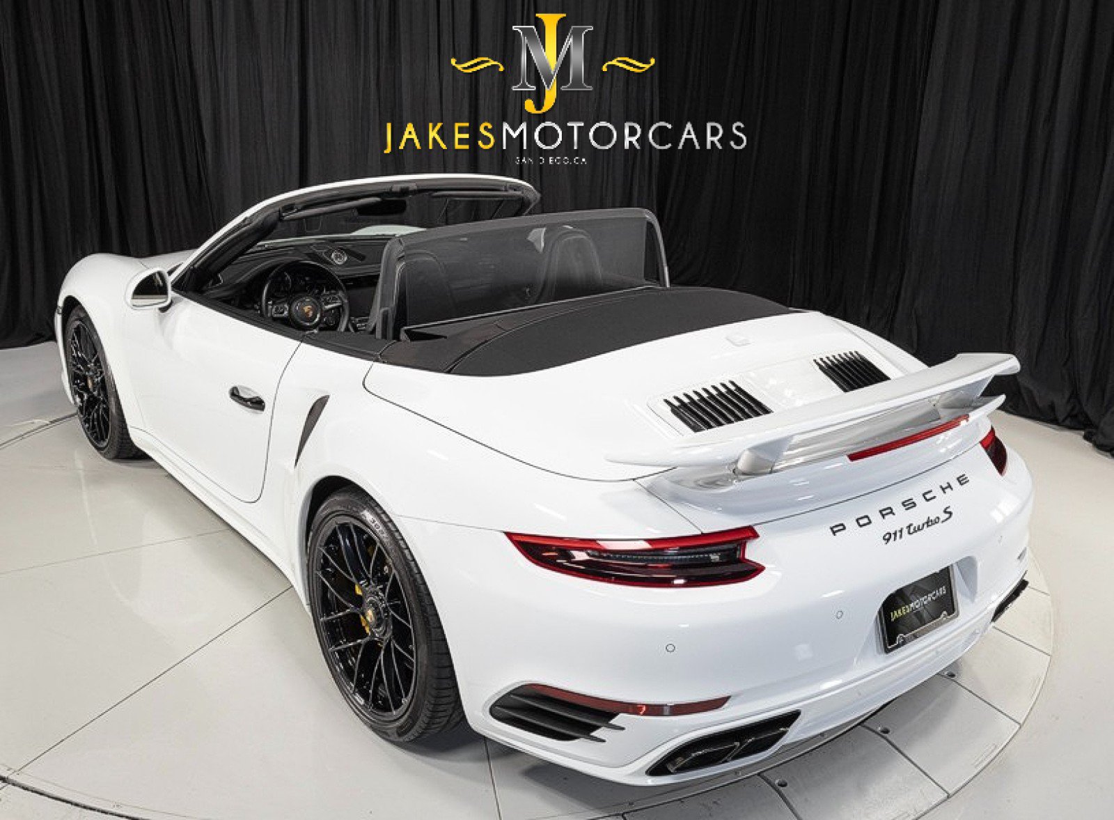 Used 2019 Porsche 911 Turbo S AWD/4WD image 7