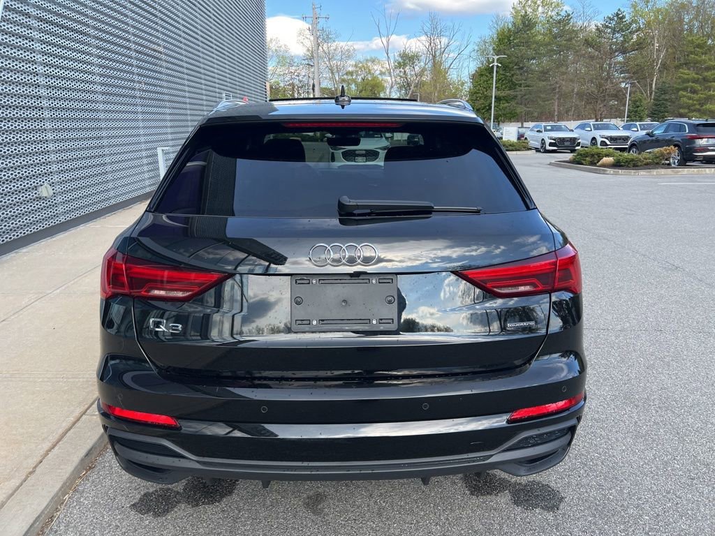 Used 2025 Audi Q3 2.0T Premium w/ Convenience Package AWD/4WD image 30