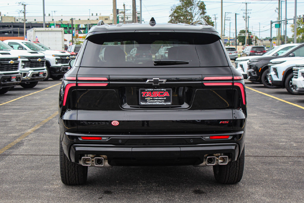 New 2026 Chevrolet Traverse RS w/ LPO, Floor Liner Package FWD image 8