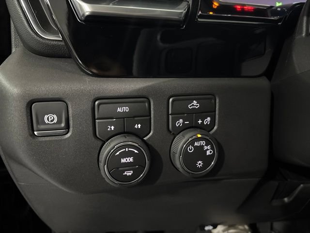 Used 2026 Chevrolet Silverado 1500 LT w/ Protection Package AWD/4WD image 18
