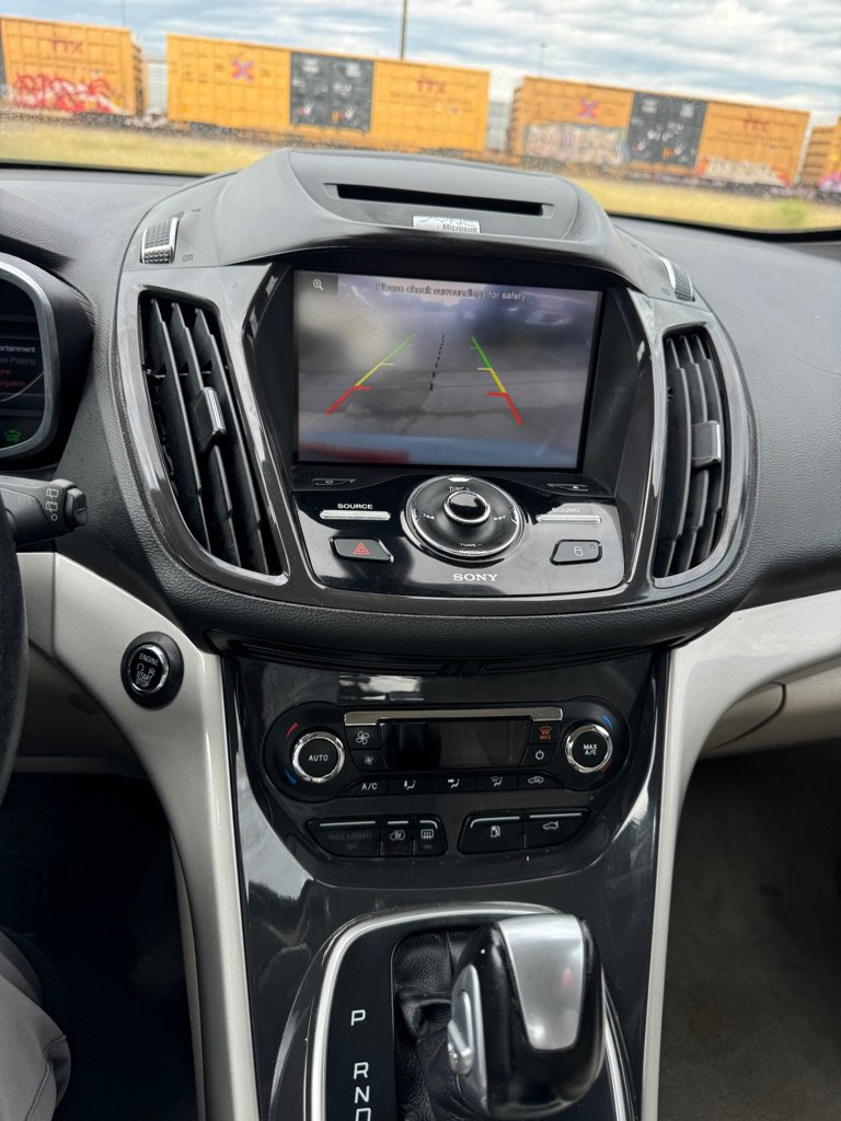 Used 2013 Ford C-MAX Energi SEL image 33