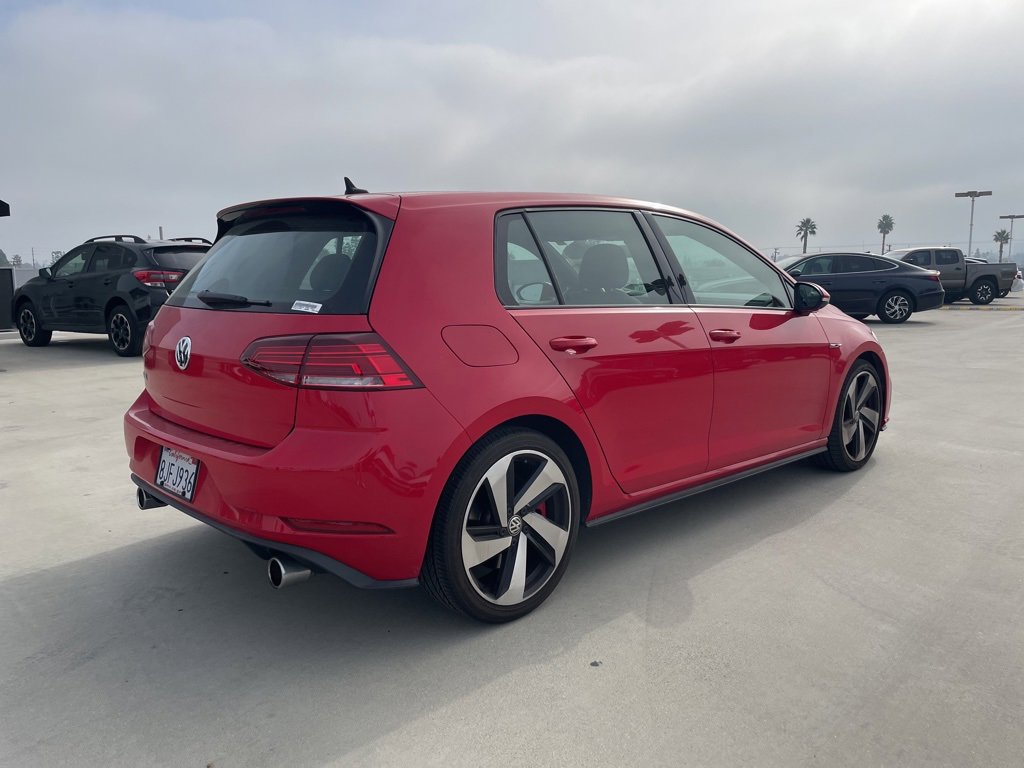 Used 2019 Volkswagen GTI SE image 2