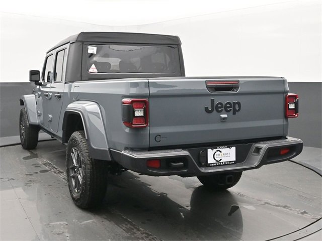 New 2025 Jeep Gladiator Sport image 4