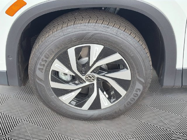 New 2026 Volkswagen Tiguan S AWD/4WD image 29