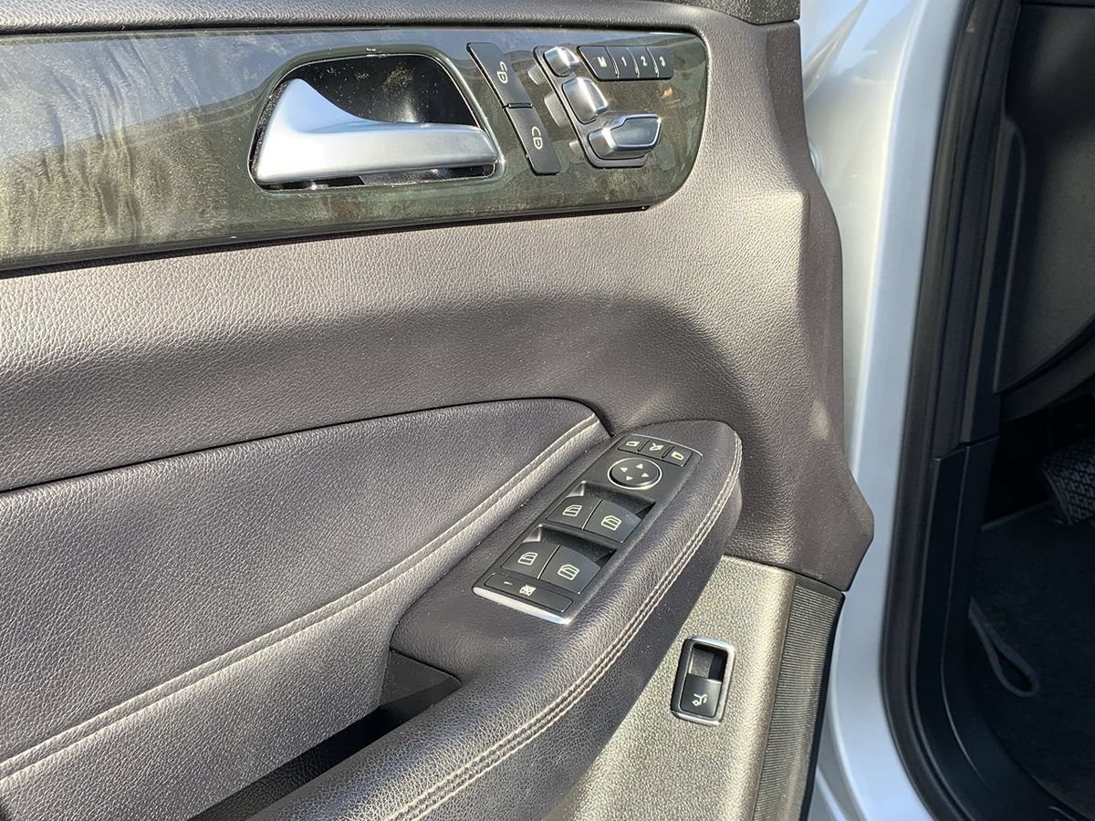 Used 2019 Mercedes-Benz GLS 450 4MATIC image 17