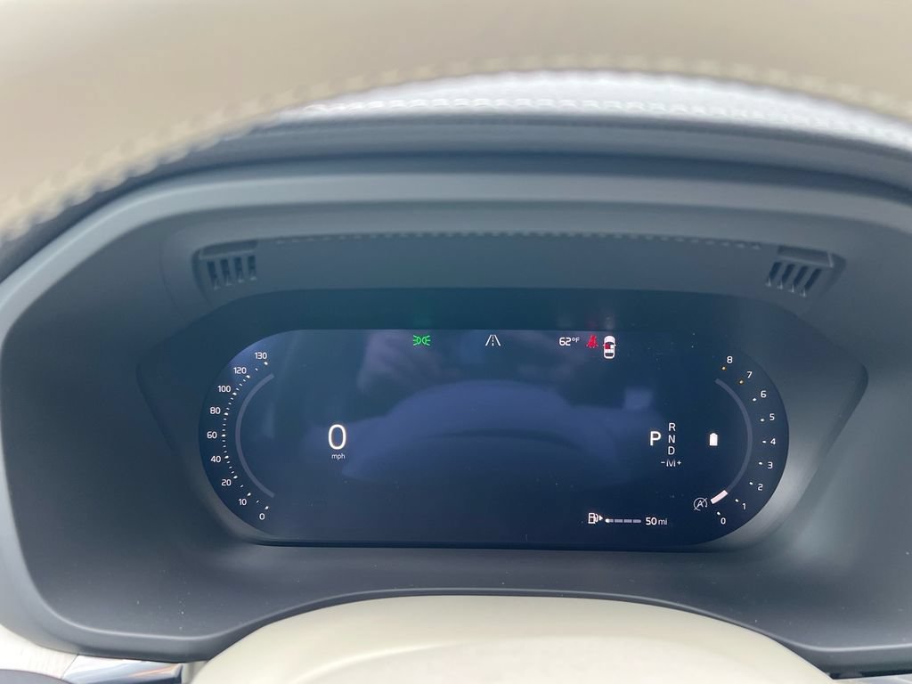 New 2027 Volvo XC60 B5 Ultra AWD/4WD image 14