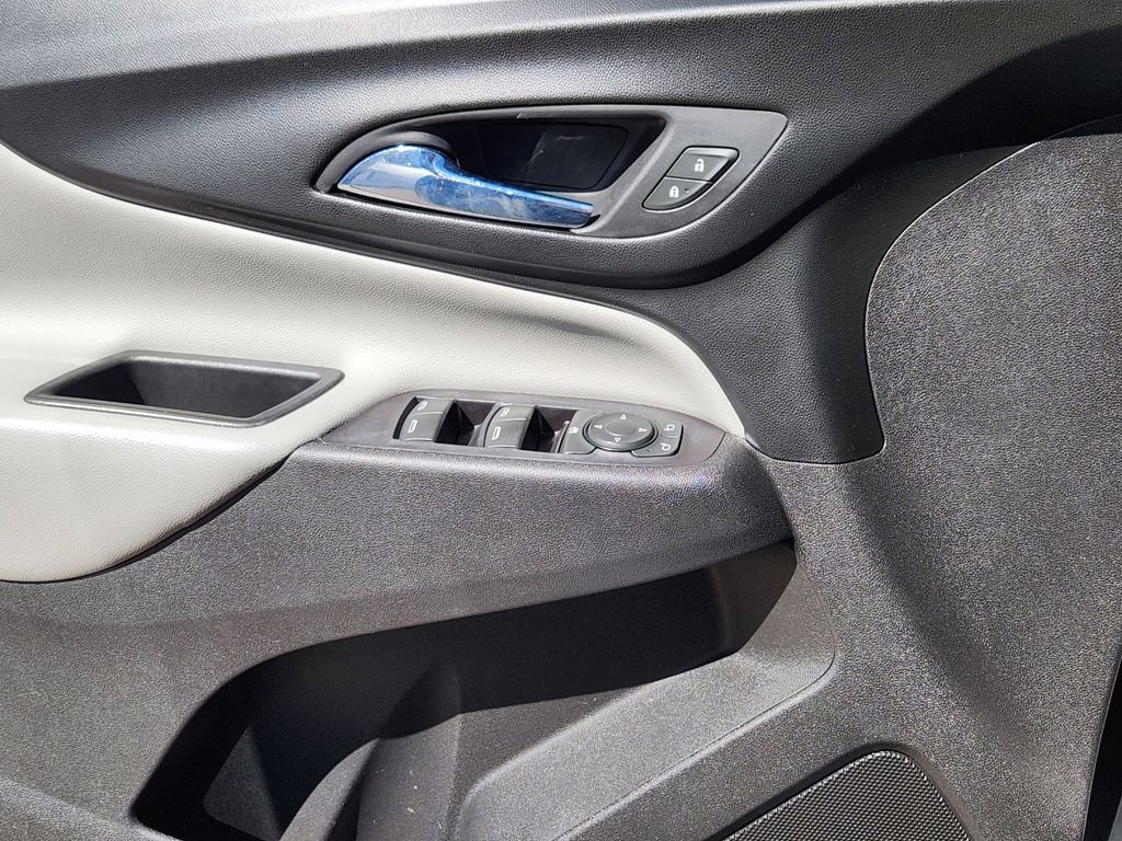 Used 2020 Chevrolet Equinox LS w/ LS Convenience Package AWD/4WD image 10