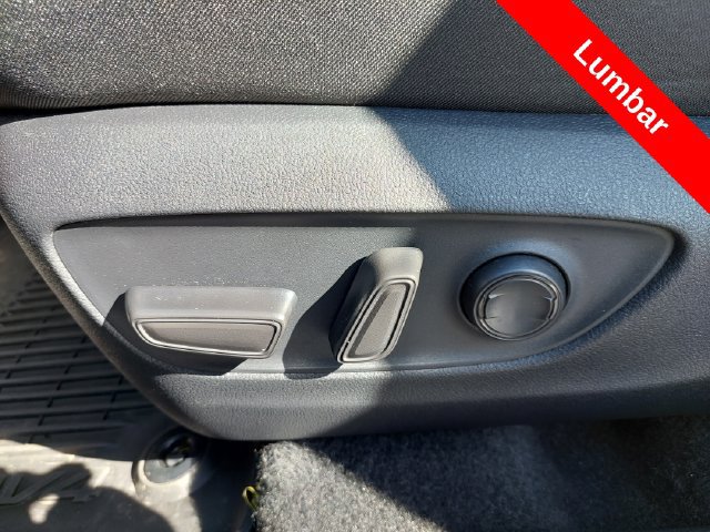 Used 2025 Toyota RAV4 XLE w/ Convenience Package AWD/4WD image 19