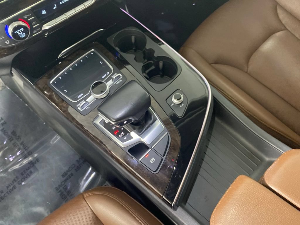 Used 2018 Audi Q7 3.0T Prestige AWD/4WD image 24