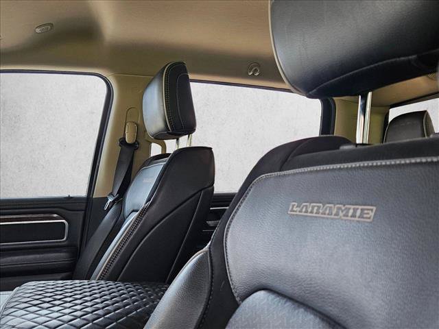 Used 2020 RAM 1500 Laramie w/ Off Road Group AWD/4WD image 17