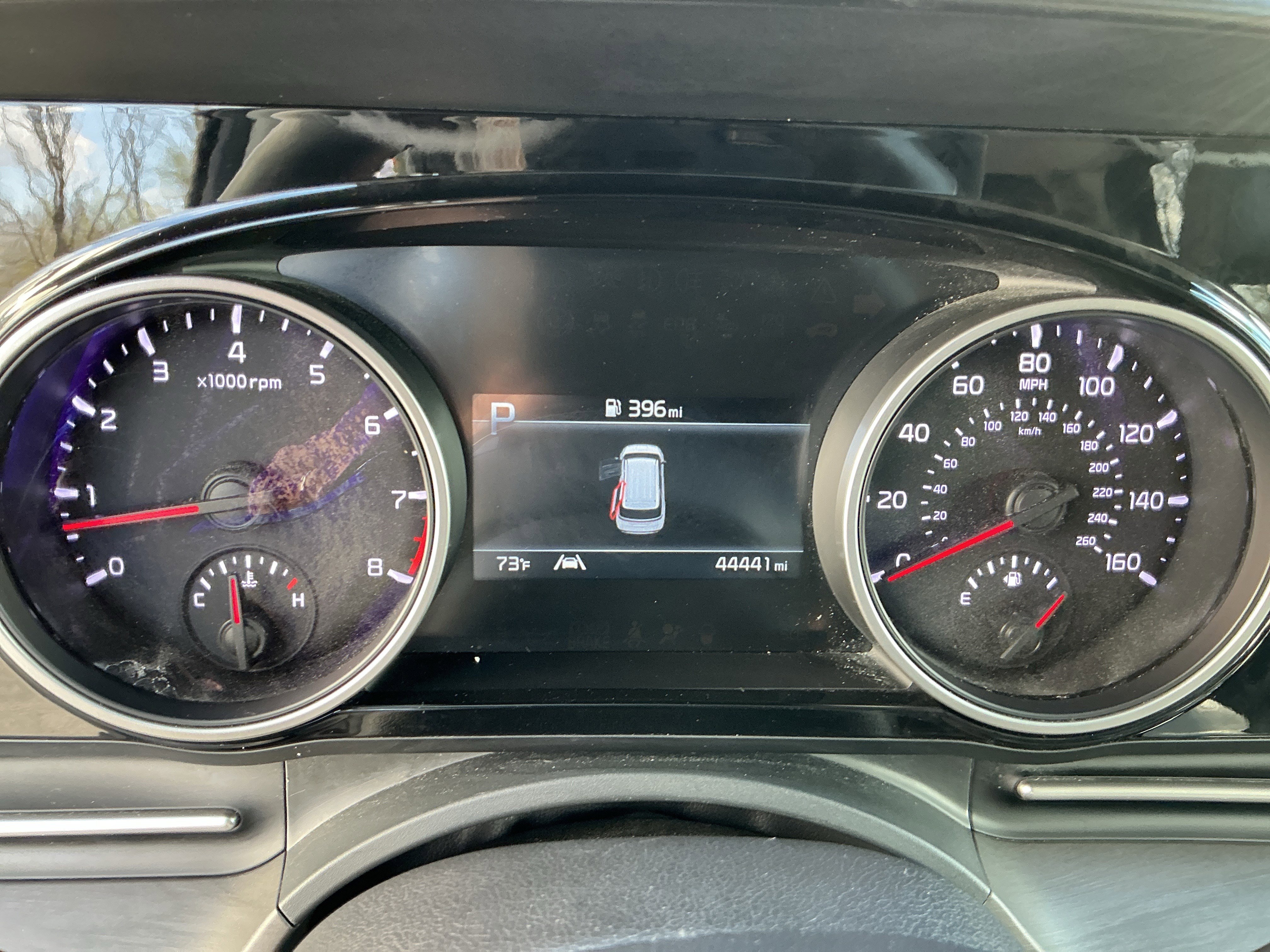 Used 2024 Kia Carnival EX FWD image 19