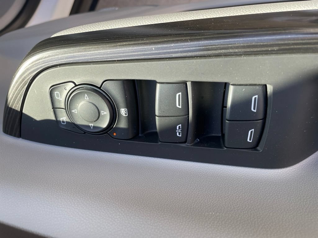 Used 2019 GMC Acadia SLT FWD image 18