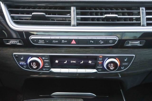 Used 2018 Audi Q7 3.0T Prestige w/ Prestige Package image 44