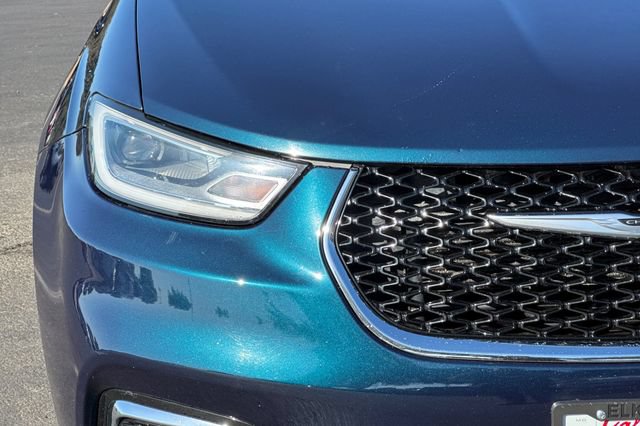 Used 2022 Chrysler Pacifica Touring-L FWD image 46