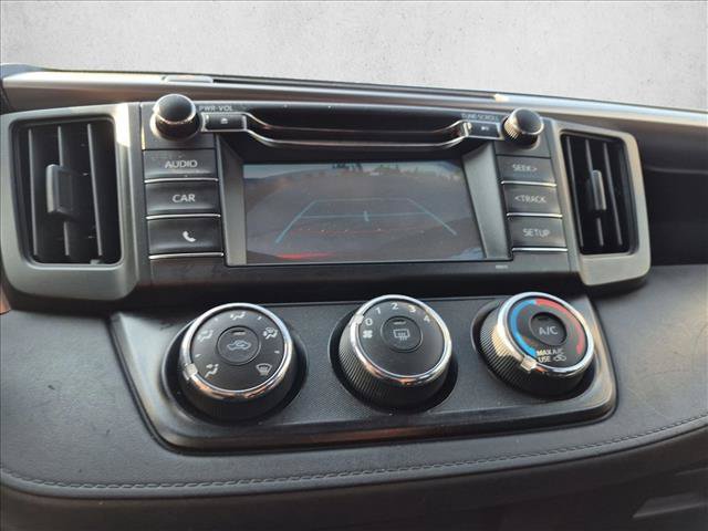 Used 2016 Toyota RAV4 LE FWD image 13