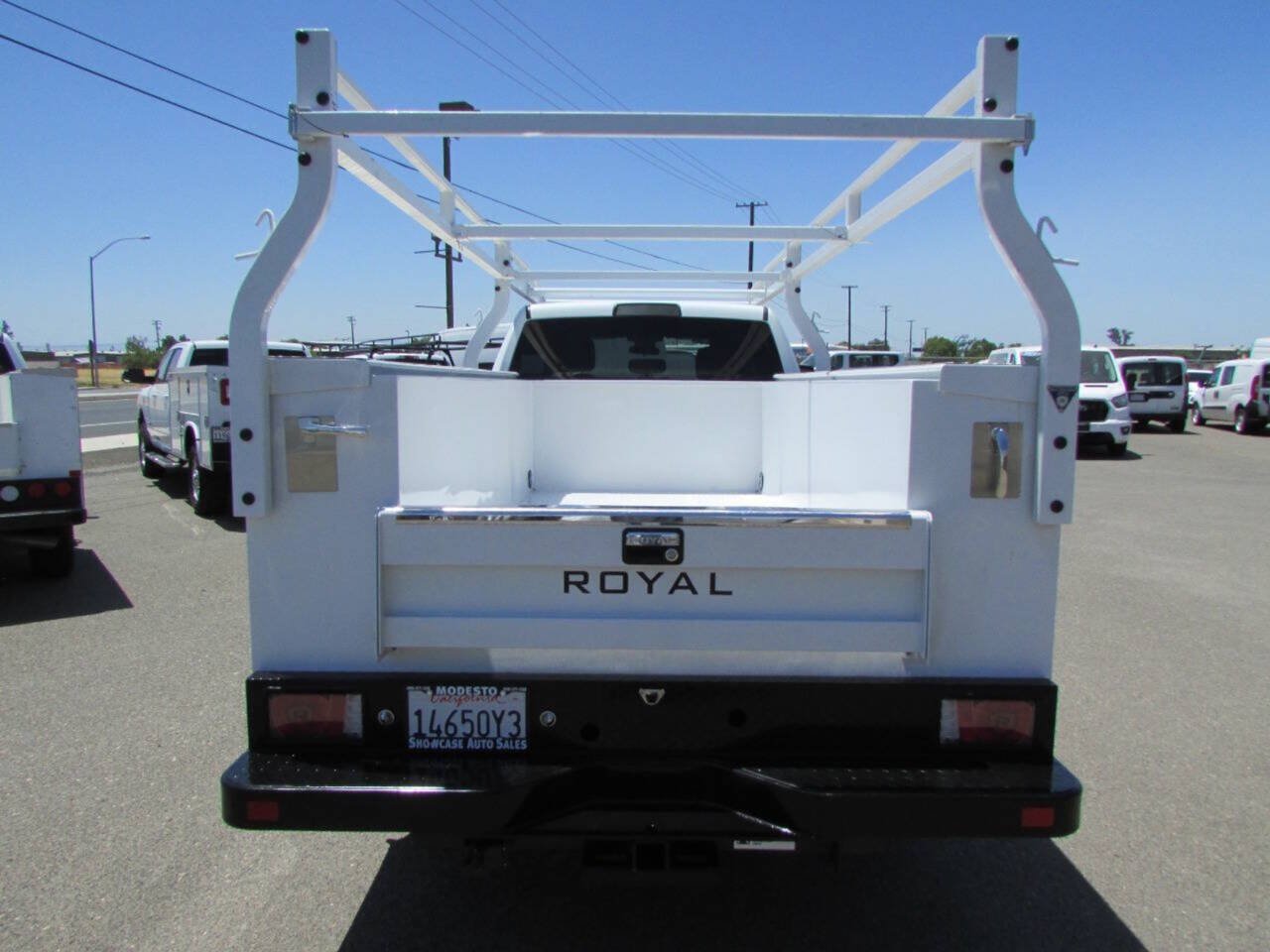 Used 2024 RAM 3500 SLT AWD/4WD image 8