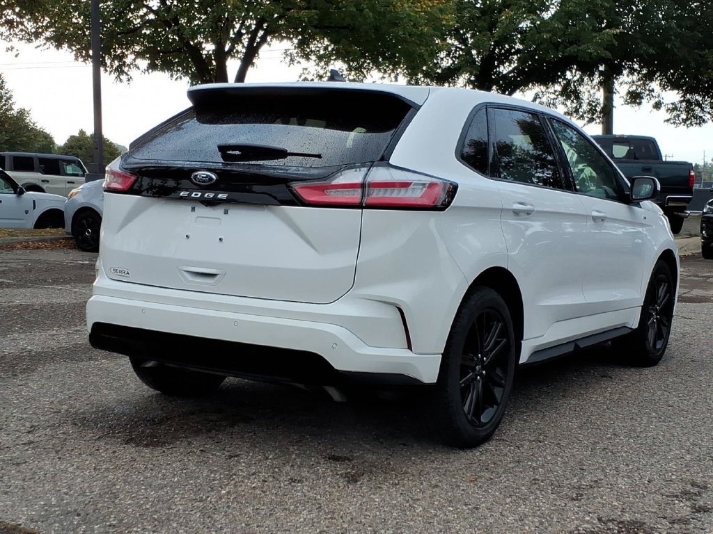 Used 2024 Ford Edge ST-Line AWD/4WD image 5